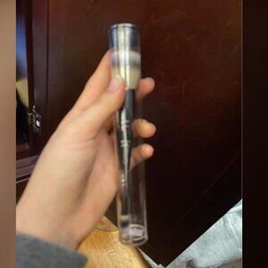 it cosmetics dual makeup brush for face and eyes (number 7)